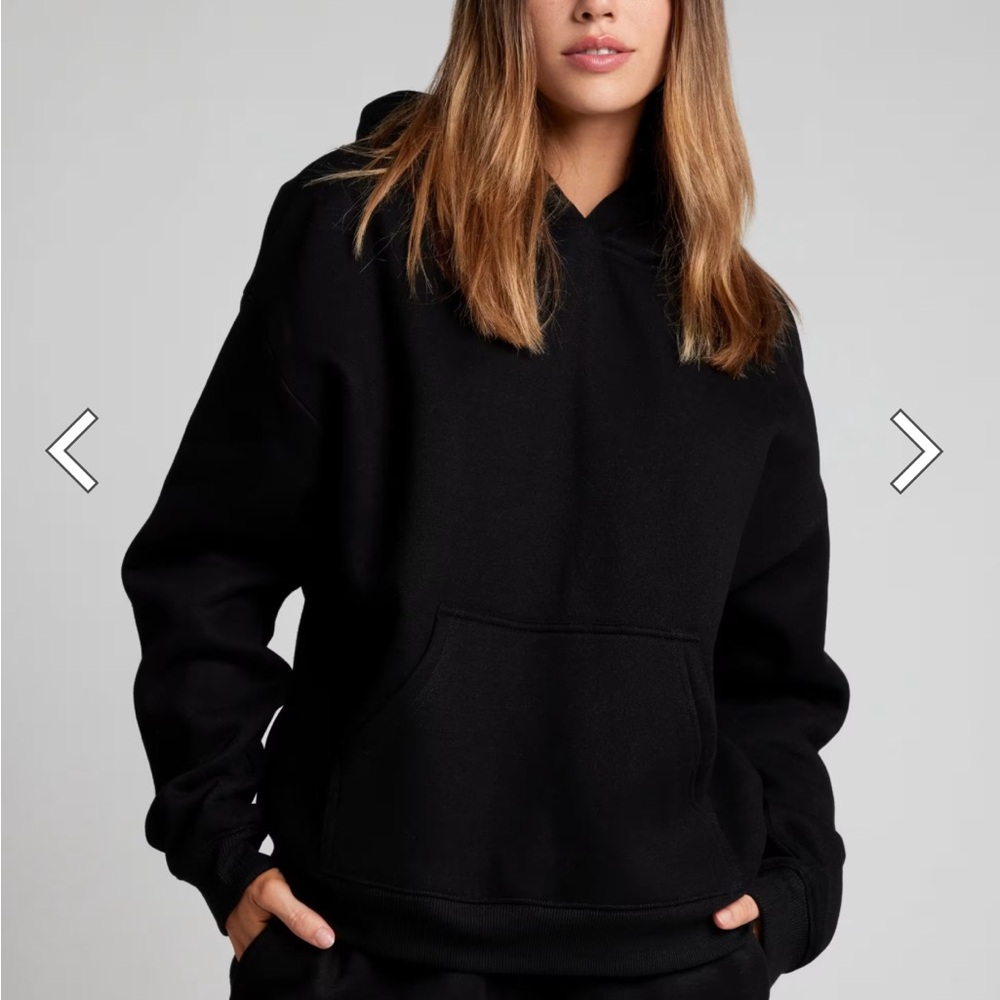 Comfrt Black Hoodie